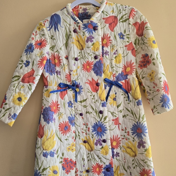 Vintage Jackets & Blazers - 1970s Vintage Floral Quilted Coat with Blue Accents